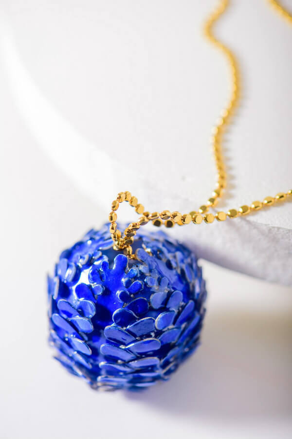 Paper jewelry artists hotsell